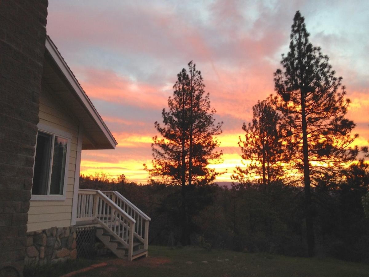 Black Oak Hill Vista Near Yosemite - Mountain Views & Starry Night Sky Mariposa Exterior foto